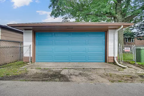 Exterior - 14340 Ingleside Ave, Dolton, IL 60419 photo 4 of 6