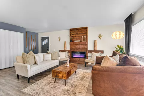 Living - 14340 Ingleside Ave, Dolton, IL 60419 photo 1 of 5