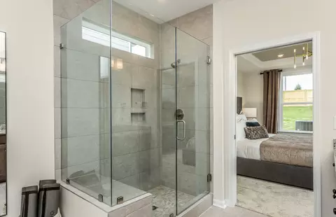 Bath - 3218 Kimblewick Cir, Aurora, IL 60503 photo 2 of 3