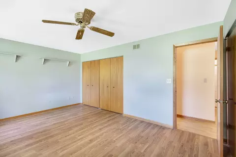Bedroom - 640 Lilac Dr, Algonquin, IL 60102 photo 6 of 10