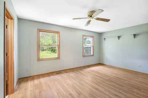 Bedroom - 640 Lilac Dr, Algonquin, IL 60102 photo 4 of 10