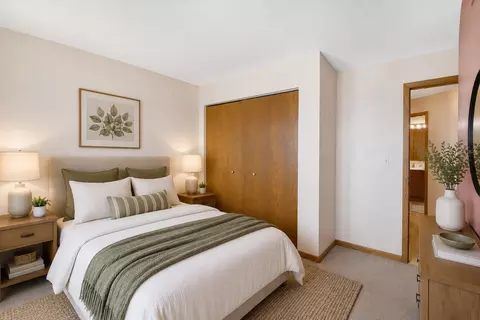 Bedroom - 640 Lilac Dr, Algonquin, IL 60102 photo 9 of 10