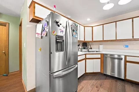 Kitchen - 603 Davidson Dr #A, Minooka, IL 60447 photo 5 of 5
