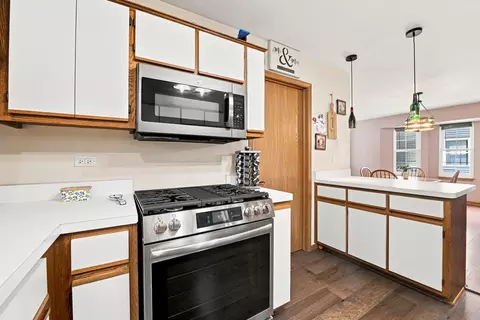 Kitchen - 603 Davidson Dr #A, Minooka, IL 60447 photo 4 of 5