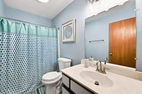 Bath - 603 Davidson Dr #A, Minooka, IL 60447 photo 2 of 2