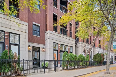 3010 N Sheffield Ave #4N, Chicago, IL 60657