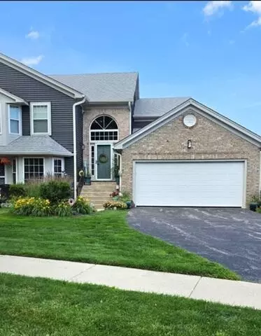 346 Kresswood Dr #10D, West Chicago, IL 60185