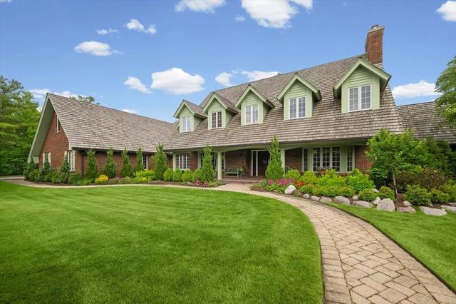 1441 Kathryn Ln, Lake Forest, IL 60045