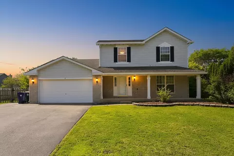 1 Regal Ct, Algonquin, IL 60102 photo 1