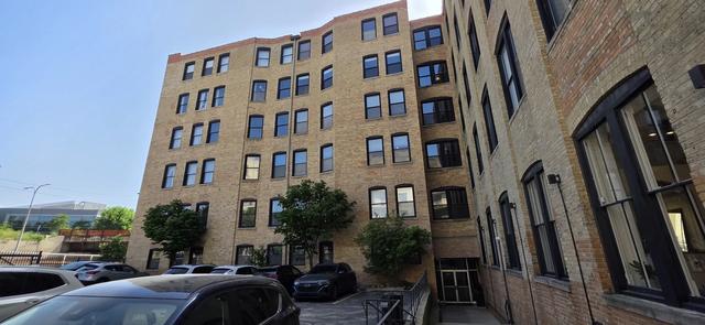 525 N Halsted St #600, Chicago, IL 60642