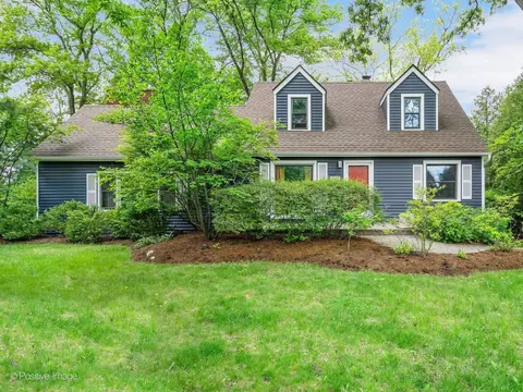 3904 Earlston Rd, Downers Grove, IL 60515