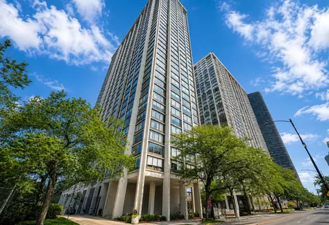 5455 N Sheridan Rd #1715, Chicago, IL 60640