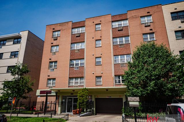 5950 N Kenmore Ave #208, Chicago, IL 60660