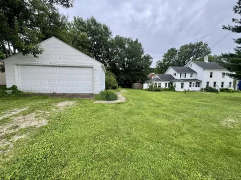 Exterior - 204 S Main St, Sheffield, IL 61361 photo 4 of 11