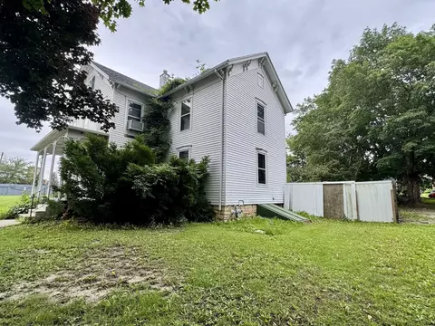 Exterior - 204 S Main St, Sheffield, IL 61361 photo 5 of 11