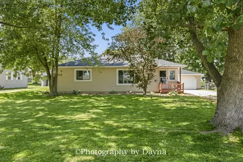 56 S 4080w Rd, Kankakee, IL 60901