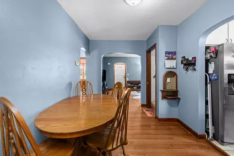 Dining - 802 27th Ave, Moline, IL 61265 photo 1 of 1