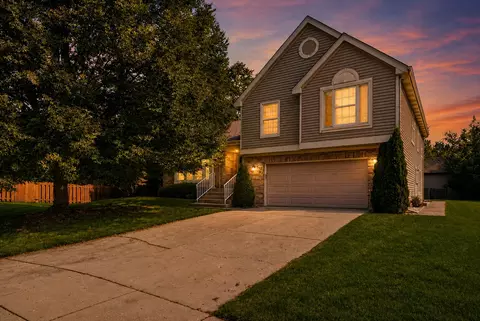 1173 N Clearwater Ct, Palatine, IL 60067