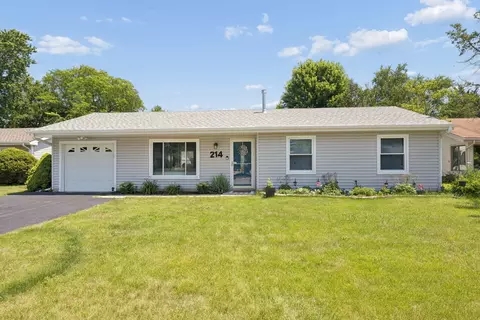 214 Lincolnshire Ln, Bolingbrook, IL 60440