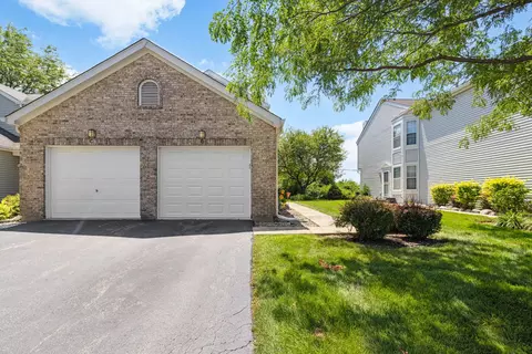 486 Nicole Dr #D, Bartlett, IL 60103 photo 3