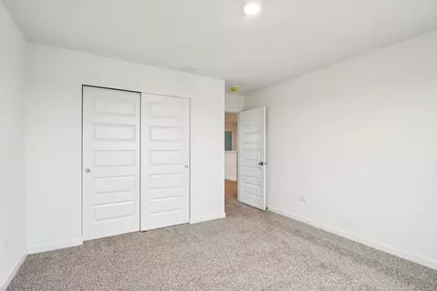 Bedroom - 1868 Keating Dr, Aurora, IL 60503 photo 7 of 8