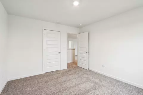 Bedroom - 1868 Keating Dr, Aurora, IL 60503 photo 4 of 8