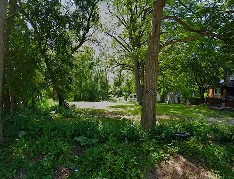 26642 N Il Route 83, Mundelein, IL 60060