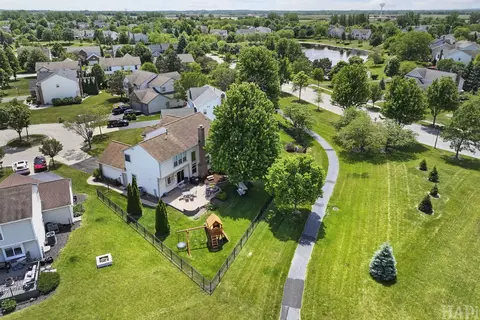 View/Area - 10 Hithergreen Ct, Algonquin, IL 60102 photo 4 of 7