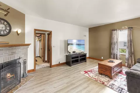 Living - 310 E Washington St, Ashkum, IL 60911 photo 1 of 4