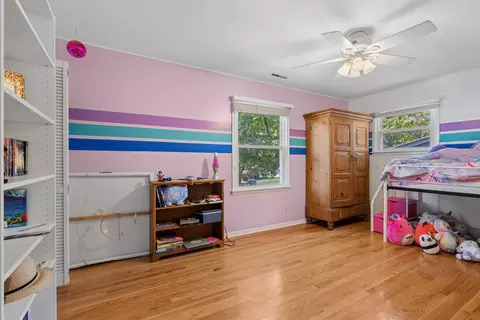 Bedroom - 4388 Lincoln Ct, Rolling Meadows, IL 60008 photo 4 of 4