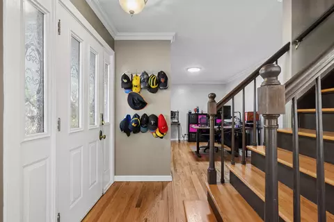 Entry Way - 4388 Lincoln Ct, Rolling Meadows, IL 60008 photo 1 of 1