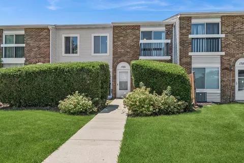 1781 Raleigh Ln, Hoffman Estates, IL 60169 photo 1