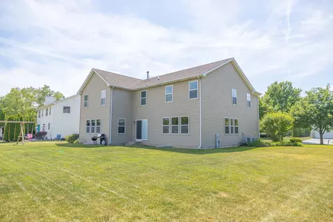 Exterior - 24207 Cedar Creek Ln, Plainfield, IL 60586 photo 4 of 4
