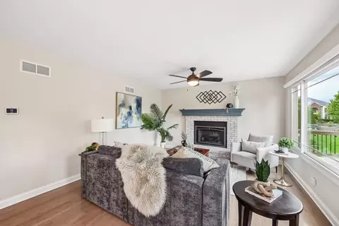 Living - 2214 Keim Dr, Aurora, IL 60503 photo 3 of 3