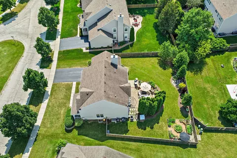 View/Area - 308 Buffalo Dr, Elgin, IL 60124 photo 3 of 9