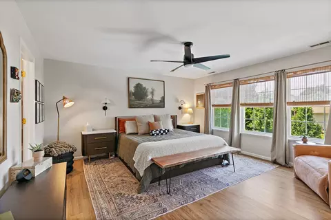 Bedroom - 308 Buffalo Dr, Elgin, IL 60124 photo 1 of 5