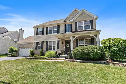 308 Buffalo Dr, Elgin, IL 60124