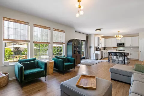Other - 308 Buffalo Dr, Elgin, IL 60124 photo 2 of 7