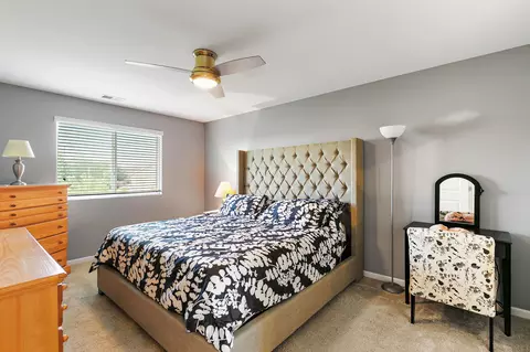Bedroom - 1154 Kingsmill Dr, Algonquin, IL 60102 photo 1 of 3