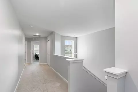 Entry Way - 1154 Kingsmill Dr, Algonquin, IL 60102 photo 4 of 4