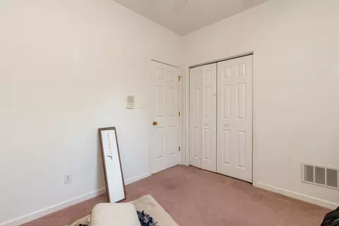Bedroom - 36 Edgewood Ln N, Centralia, IL 62801 photo 5 of 5