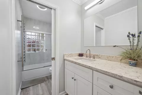 459 E Ridge Ave, Elmhurst, IL 60126 photo 16