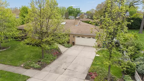 459 E Ridge Ave, Elmhurst, IL 60126 photo 3