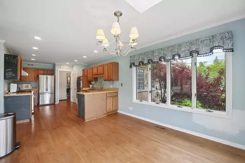 459 E Ridge Ave, Elmhurst, IL 60126 photo 11