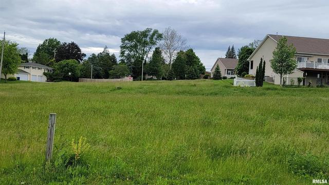 1812 E 6th Street A St, Coal Valley, IL 61240