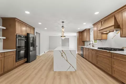 1504 Pfingsten Rd, Glenview, IL 60025 photo 8