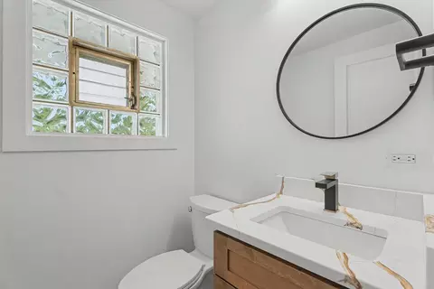 1504 Pfingsten Rd, Glenview, IL 60025 photo 15