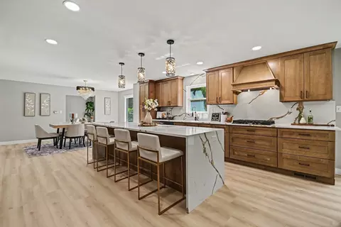 1504 Pfingsten Rd, Glenview, IL 60025 photo 9