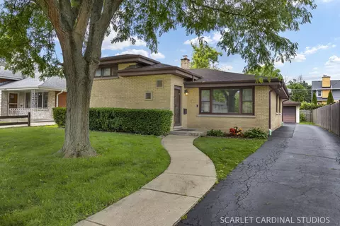 626 S Grant Ave, Villa Park, IL 60181