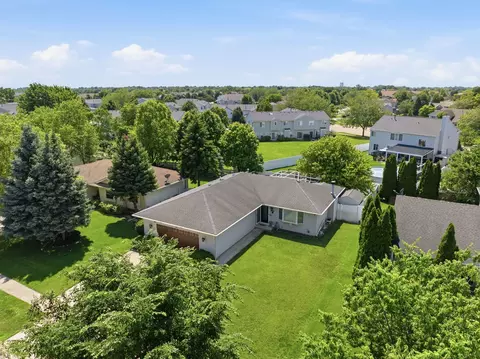 View/Area - 2417 Joe Adler Dr, Plainfield, IL 60586 photo 2 of 5